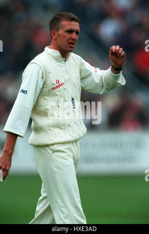 DOMINIC CORK ANGLETERRE & DERBYSHIRE CCC 16 Juin 1998 Banque D'Images