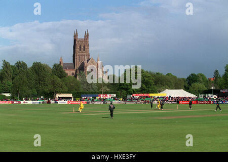 Nouvelle route WORCESTERSHIRE WORCESTER CCC 10 Mai 1999 Banque D'Images