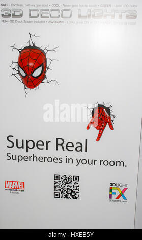 BANGKOK - MAI. 11 : un modèle de Spiderman en Thaïlande Comic Con 2014 le 11 mai, 2014 à Siam Paragon, Bangkok, Thaïlande. Banque D'Images