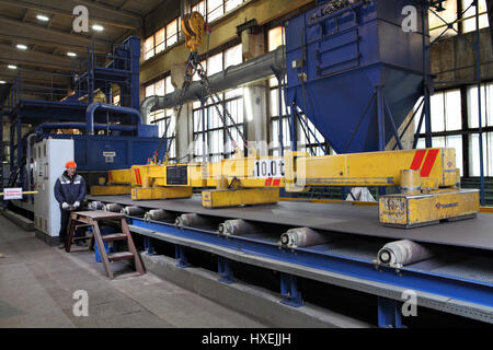 Saint-pétersbourg, Russie - 10 octobre 2014 : aimants de levage électro permanent pour les tôles d'acier, aimants de levage industriel, levage de charges Aimant Feuille Banque D'Images