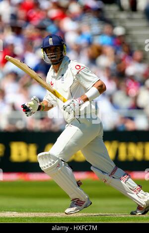 KEVIN PIETERSEN L'ANGLETERRE & HAMPSHIRE CCC NOTTINGHAM TRENT BRIDGE ANGLETERRE 02 Juin 2006 Banque D'Images