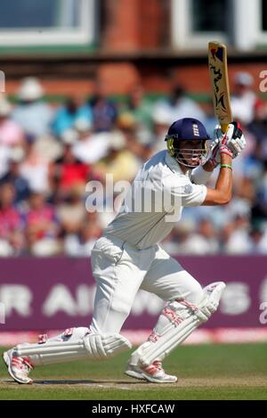 KEVIN PIETERSEN L'ANGLETERRE & HAMPSHIRE CCC Old Trafford Manchester en Angleterre le 28 juillet 2006 Banque D'Images