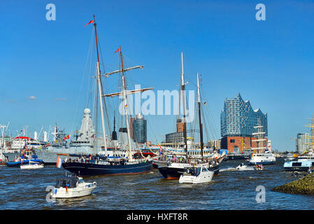 Défilé de fin pour l'anniversaire du port de Hambourg, Allemagne, Europe, Einlaufparade zum Hafengeburtstag à Hambourg, Deutschland, Europa Banque D'Images