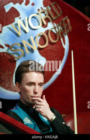 KEN DOHERTY IRLANDE LE THÉÂTRE CRUCIBLE SHEFFIELD 17 Avril 2004 Banque D'Images