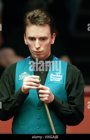 KEN DOHERTY IRLANDE LE THÉÂTRE CRUCIBLE SHEFFIELD 17 Avril 2004 Banque D'Images