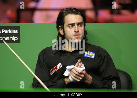 RONNIE O'SULLIVAN ANGLETERRE LE BARBICAN CENTRE YORK 29 Novembre 2003 Banque D'Images