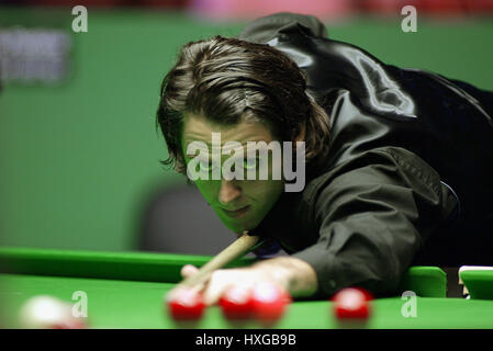 RONNIE O'SULLIVAN ANGLETERRE LE BARBICAN CENTRE YORK 29 Novembre 2003 Banque D'Images