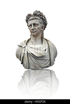 Sculpture en marbre romain buste de l'empereur Claudius 41-54 AD, inv 6068, Musée d'Archéologie de Naples, Italie, fond blanc Banque D'Images