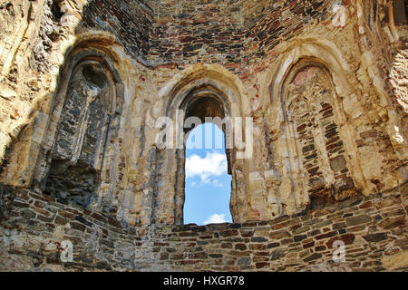 Ruines médiévales du château d'Okor en République Tchèque Banque D'Images