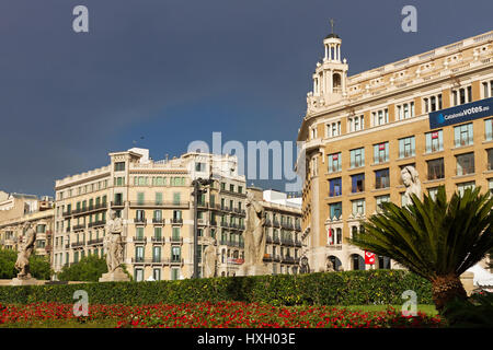 Barcelone, Espagne - 18 septembre 2014 : Barcelone est la capitale de la communauté autonome de Catalogne en Espagne et de l'Espagne deuxième populat Banque D'Images