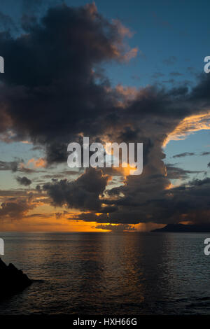 Vor Sonnenuntergang Mahé, Seychelles, Indischer Ozean Banque D'Images