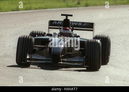 2001 BAR 003 HONDA-FLÈCHES JOS VERSTAPPEN SILVERSTONE SILVERSTONE ANGLETERRE 21 Février 2001 Banque D'Images