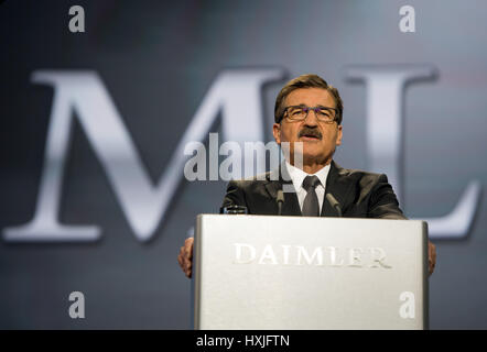 Berlin, Allemagne. Mar 29, 2017. Manfred Bischoff, président du conseil d'administration de DaimlerChrysler AG, à l'assemblée générale de Daimler à Berlin, Allemagne, 29 mars 2017. Photo : Soeren Stache/dpa/Alamy Live News Banque D'Images