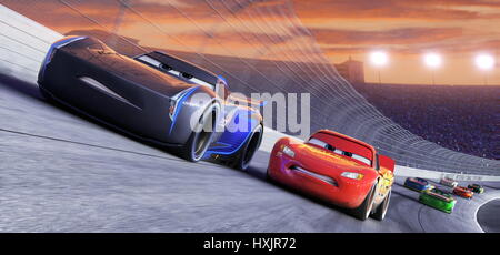 DATE DE SORTIE : Juin 2017 TITRE : Voitures 3 Studio : Directeur de Pixar : Brian PARCELLE Frais : Lightning McQueen vise à prouver à une nouvelle génération de coureurs qu'il est toujours la meilleure course de voiture dans le monde Photo : Lightning McQueen, Jackson tempête. (Crédit Image : © Pixar/photos) Banque D'Images