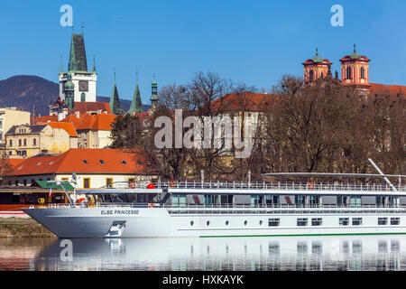 Elbe, bateau de croisière, de Litomerice, en Bohême du Nord, République Tchèque Banque D'Images