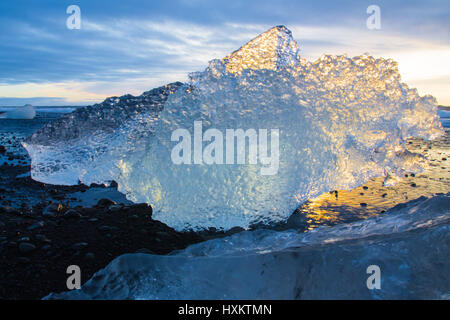 Les icebergs à Jokulsarlon Banque D'Images