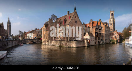 Bruges ou Brugge est la capitale et la plus grande ville de la province de Flandre occidentale dans la région flamande de Belgique, dans le nord-ouest du pays. Banque D'Images