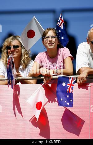 FAN DE RUGBY AVEC LES DRAPEAUX DU MONDE DE RUGBY 2007 FRANCE LYON STADE GERLAND FRANCE 08 Septembre 2007 Banque D'Images