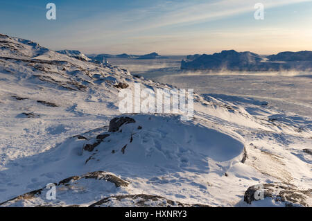 Vue sur mer gelée à Ilulissat Groenland icebergs près de Banque D'Images
