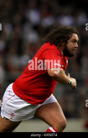 ADAM JONES WALES & NEATH SWANSEA OSPREYS à Twickenham, LONDON ANGLETERRE 02 Février 2008 Banque D'Images