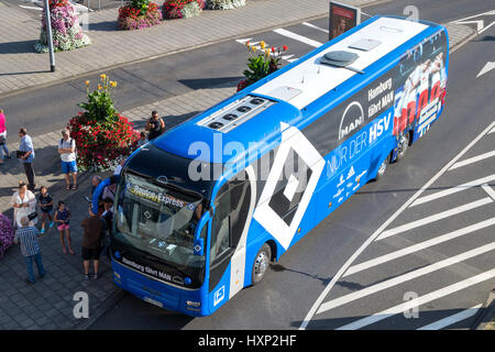 Bus de l'équipe de football le Hambourg SV ministère. Le HSV est la seule équipe qui a joué à chaque saison de la Bundesliga depuis sa fondation 1963 Banque D'Images