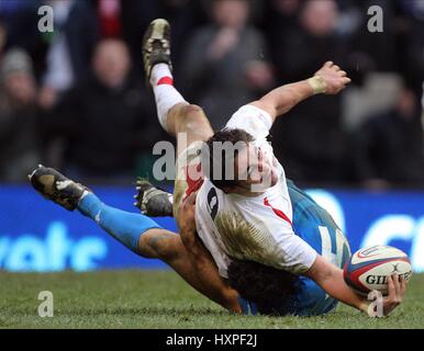 HARRY ELLIS MARQUE SON 2ème essayer l'ANGLETERRE V ITALIE Tournoi RBS des 6 NATIONS TWICKENHAM MIDDLESEX ANGLETERRE 07 Février 2009 Banque D'Images