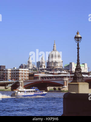 La Cathédrale St Paul et Blackfriars Bridge sur la Tamise, Ville de London, Greater London, Angleterre, Royaume-Uni Banque D'Images