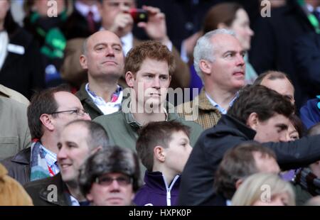 Le PRINCE HARRY ANGLETERRE / IRLANDE ANGLETERRE TWICKENHAM MIDDLESEX 27 Février 2010 Banque D'Images