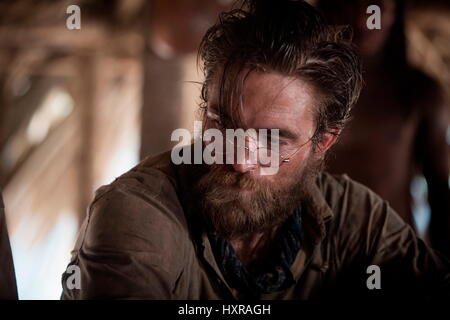 DATE DE SORTIE : Avril 14, 2017 Title : La cité perdue de Z STUDIO : Amazon Studios Réalisateur : James Gray PLOT : un véritable drame de la vie, centré sur l'explorateur britannique Colonel Percival Fawcett, qui a disparu lors de la recherche d'une ville mystérieuse dans l'Amazonie dans les années 1920 avec : Robert Pattinson comme Henry Costin (Crédit : © Amazon Studios/photos) Banque D'Images