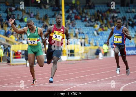 DWAIN CHAMBERS & D. CAMPBELL remporte le 100 mètres ALEXANDER STADIUM BIRMINGHAM ENGLAND 28 Juillet 2003 Banque D'Images