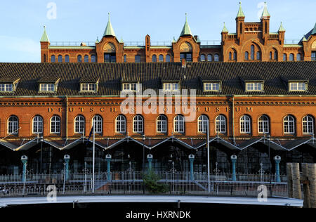 Musée allemand devoir dans la mémoire commune de Hambourg, Allemagne, Europe, Deutsches Zollmuseum dans der Speicherstadt von Hamburg, Deutschland, Europa Banque D'Images