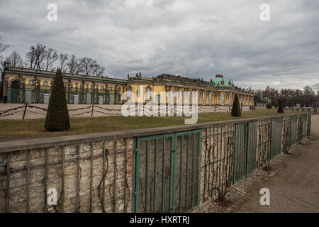 Le Palais de Sans-Souci à Potsdam, Allemagne près de la ville de Berlin. Banque D'Images