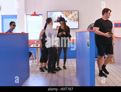 Los Angeles, USA. Mar 29, 2017. Sur l'emplacement de l'appel plus Saul Los Pollos Hermanos' Pop Up Store dans le centre-ville de Los Angeles le 29 mars 2017. Crédit : l'accès Photo/Alamy Live News' Banque D'Images