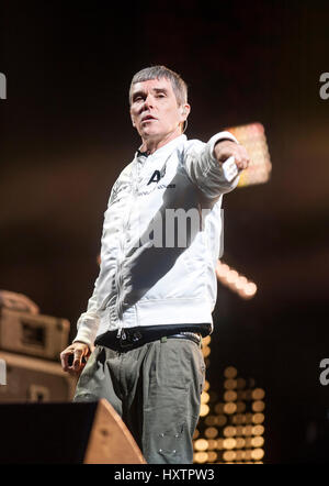 Ian Brown de The Stone Roses manchettes la scène principale le jour 1 du T in the Park Festival à Strathallan château le 08 juillet 2016 à Perth, en Écosse. Banque D'Images