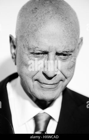 L'acteur Alan Arkin arrive pour le CinemaCon Big Screen Achievement Awards le 23 avril 2015 à Las Vegas, Nevada. Banque D'Images