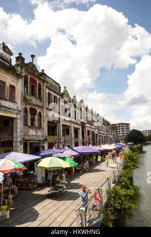 Le dépassement de la ville de Yangjiang Chikan city,Guangdong Province, China Banque D'Images