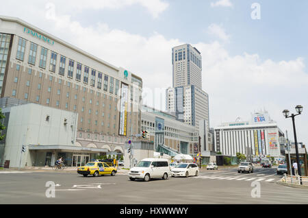 Hokkaido, Japon - Juillet 14,2015 : Sapporo est une gare situé dans le centre de Sapporo, à droite est le JR Tower Banque D'Images