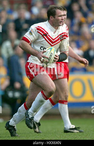 CHRIS JOYNT ST. HELENS RLFC MCALPINE STADIUM HUDDERSFIELD ANGLETERRE 13 Avril 2003 Banque D'Images