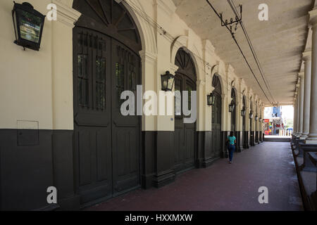 Randonnée pédestre à travers Museo Historico Ferroviario de Asuncion (Musée du chemin de fer historique) aka Estacion Central del Ferrocarril, Asuncion, Paraguay Banque D'Images