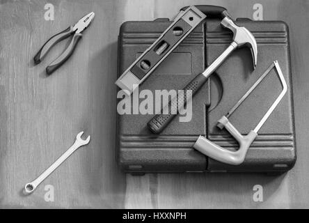 La boîte à outils et d'Outillage en noir et blanc Banque D'Images