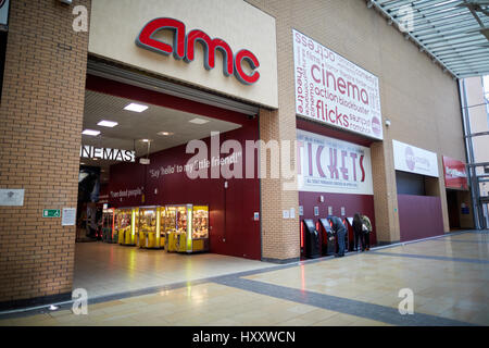 Cinéma AMC de l'intérieur de l'avant-poste britannique de la chaîne de cinéma américain au Great Northern, Deansgate, Manchester, Angleterre, Royaume-Uni. Banque D'Images