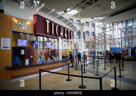 Cinéma AMC de l'intérieur de l'avant-poste britannique de la chaîne de cinéma américain au Great Northern, Deansgate, Manchester, Angleterre, Royaume-Uni. Banque D'Images