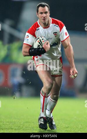 ADRIAN MORLEY ANGLETERRE & WARRINGTON WOLVES STADE GALPHARM HUDDERSFIELD ANGLETERRE 07 Novembre 2009 Banque D'Images