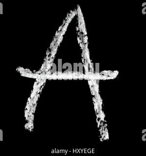 Un alphabet - craie sur fond noir Banque D'Images