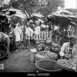 Surabaya marché sur l'île indonésienne de Java en 1930 Banque D'Images