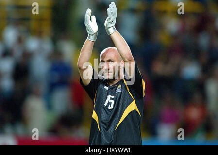 FABIEN BARTHEZ FRANCE & OLYMPIQUE DE MARSEILLE JOSE ALVALADE STADIUM LISBONNE PORTUGAL 25 Juin 2004 Banque D'Images