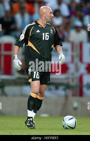 FABIEN BARTHEZ FRANCE & OLYMPIQUE DE MARSEILLE JOSE ALVALADE STADIUM LISBONNE PORTUGAL 25 Juin 2004 Banque D'Images