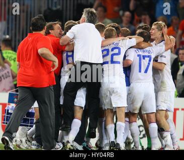 GUUS HIDDINK au coup de sifflet final HOLLAND V RUSSIE ST JAKOB PARK DE BÂLE SUISSE 21 Juin 2008 Banque D'Images