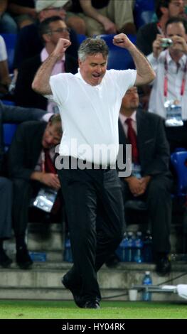 GUUS HIDDINK au coup de sifflet final HOLLAND V RUSSIE ST JAKOB PARK DE BÂLE SUISSE 21 Juin 2008 Banque D'Images