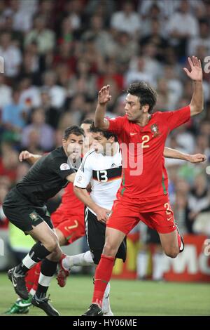 MICHAEL BALLACK MARQUE PORTUGAL / ALLEMAGNE ST. JAKOB-PARK BASEL SUISSE 19 Juin 2008 Banque D'Images